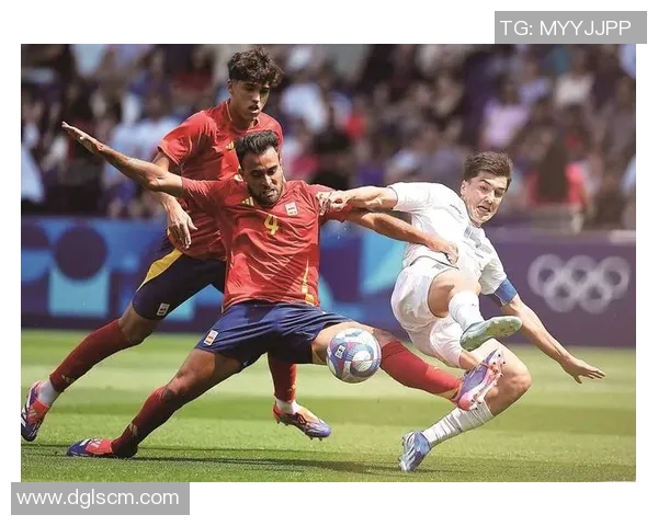 足球场上的魅力风采足球明星帅哥特辑视频带你领略他们的精彩瞬间