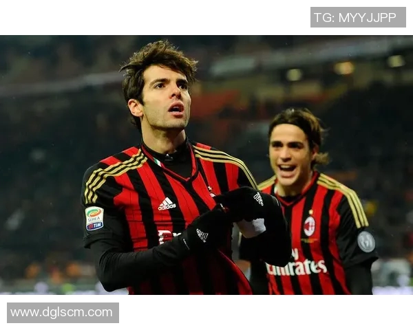 足球明星发型侧边杠的潮流解析与时尚搭配技巧分享 足球明星发型侧边杠的潮流解析与时尚搭配技巧分享