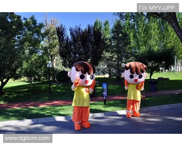 足球明星欢庆中秋节的温馨瞬间与精彩瞬间分享 足球明星欢庆中秋节的温馨瞬间与精彩瞬间分享